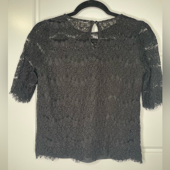 Monteau Black lace top - Picture 2 of 6